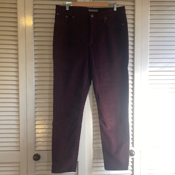 Garnet Hill Five-Pocket Cords in great fall wine color - Picture 1 of 4